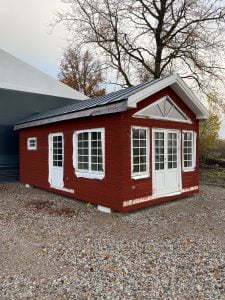 Attefallshus 30 kvm i rött